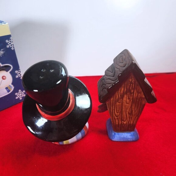 Snowman and Birdhouse Ceramic Salt and Pepper Shakers GKR - Picture 6 of 11